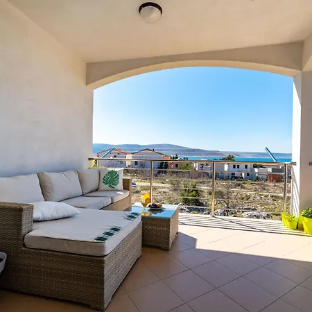 Lota Holiday home *