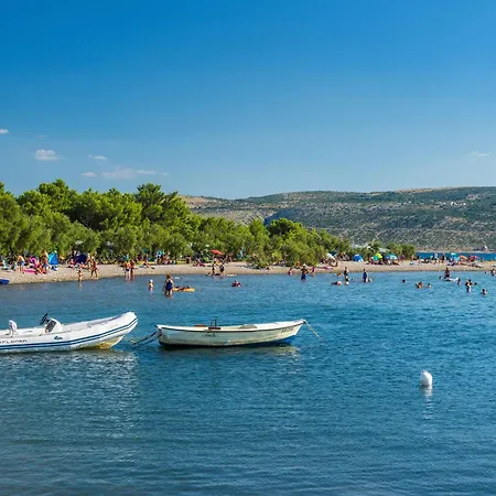Lota Holiday home Starigrad Paklenica