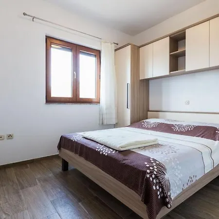 Lota Holiday home