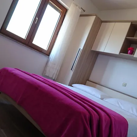 Ferienhaus Lota Starigrad Paklenica